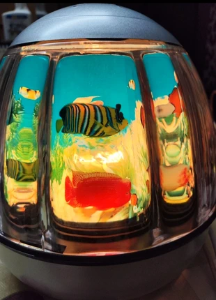 DreamGlow Rotating Aquarium Lamp -
Y2K Style Mood Light, brand: ROTARY LAMP, condizioni: Nuovo con cartellino, €16.00, €17.50 include la Protezione acquisti