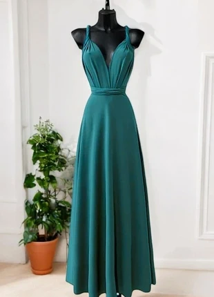 Robe longue vert-bouteille taille M, marque: Boutique Parisienne, état: Très bon état, taille: M / 38 / 10, 35,00 €, 37,45 € Protection acheteurs (Pro) incluse