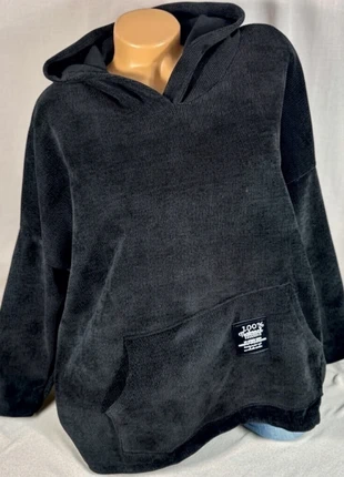 Velours Hoodie in Schwarz • Kuscheliger Samt-Look mit Kapuze & Langarm, merk: Made In Italy, staat: Heel goed, maat: Universele maat, € 19,00, € 20,65 inclusief Kopersbescherming