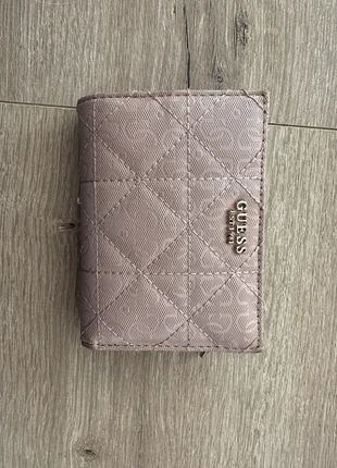 Portefeuille GUESS rose, marque: GUESS, état: Bon état, 5,00 €, 5,95 € Protection acheteurs incluse