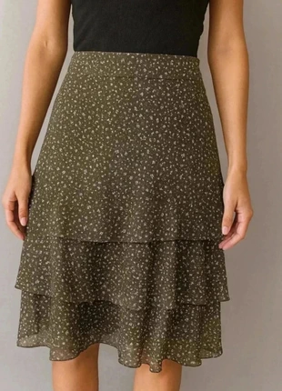 Jupe Alain Manoukian 100 % soie marron fleurs volants taille 38 élégante, marca: Alain Manoukian, estado: Novo sem etiquetas, tamanho: M / 38 / 10, €18.00, €19.60 inclui Proteção do Comprador Pro