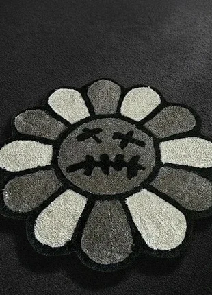 Tapis fleur cartoon gris/noir - 50x50 cm, marque: y2k, état: Très bon état, 48,00 €, 51,10 € Protection acheteurs incluse