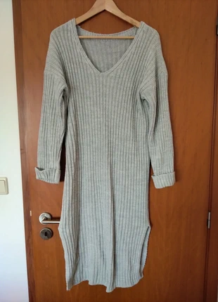 Vestido de Malha, état: Très bon état, taille: Taille unique, 2,00 €, 2,80 € Protection acheteurs incluse