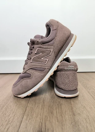 Basket femme New Balance 373 Couleur daim violet /prune/lilas ,taille 40 , très bon état ref#1.11, brand: New Balance, condition: Very good, size: 40, €28.00, €30.10 includes Buyer Protection Pro