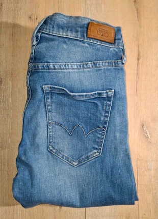 Jean Le Temps des Cerises Candiani Femme Bleu W28 FR40 / Fourche 25 / Jambe 74 Slim / Ajustée, marke: Le Temps des Cerises, zustand: Sehr gut, größe: M / 38 / 10, 13,00 €, 14,35 € inklusive Vinted-Käuferschutz