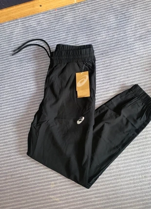 Jogging / pantalon asics running noir taille M, brand: Asics, condition: New with tags, size: M, €25.00, €26.95 includes Buyer Protection