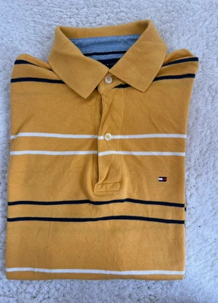 Polo Tommy Hilfiger à rayures brodé - XS - jaune blanc bleu marine, marke: Tommy Hilfiger, zustand: Neu, größe: XS, 9,00 €, 10,15 € beinhaltet Vinted-Käuferschutz Pro
