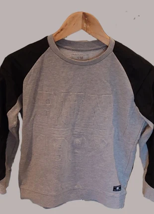 Sweat ZARA Boys 11-12 ans (152 cm) Bimatière manches type imperméables, marque: Zara Boys, état: Bon état, taille: 11 ans / 146 cm, 5,00 €, 5,95 € Protection acheteurs incluse