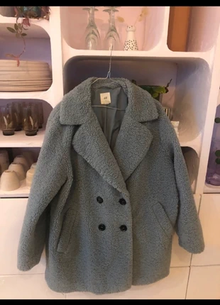 Manteau fausse fourrure h&m, marke: H&M, zustand: Sehr gut, größe: L / 40 / 12, 12,00 €, 13,30 € inklusive Vinted-Käuferschutz