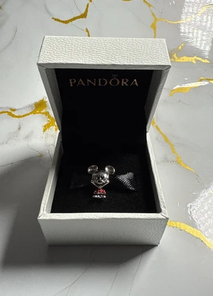 charm pandora x disney topolinoni s 925, brand: Pandora, condizioni: Nuovo con cartellino, €25.00, €26.95 include la Protezione acquisti