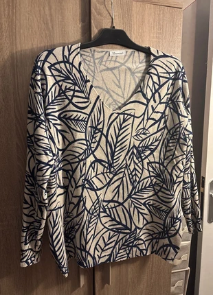 Pull léger, col en V damod 44, marque: Damod, état: Satisfaisant, taille: XXL / 44 / 16, 5,00 €, 5,95 € Protection acheteurs incluse