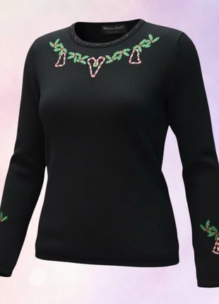 Pull de Noël brodé Hampshire Studio Snow | Taille M | Noir cannes à sucre
Détail perle, brand: Noël, condition: Very good, size: M / 38 / 10, €10.00, €11.20 includes Buyer Protection