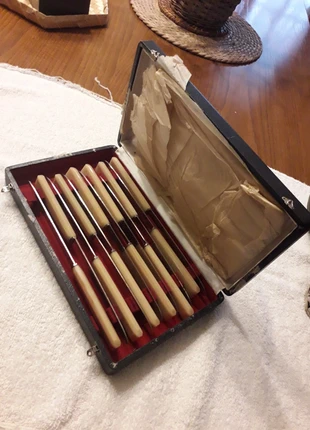 Ensemble couteaux vintage. TBE. inconnu, merk: Inconnu, staat: Heel goed, € 10,00, € 11,20 inclusief Kopersbescherming