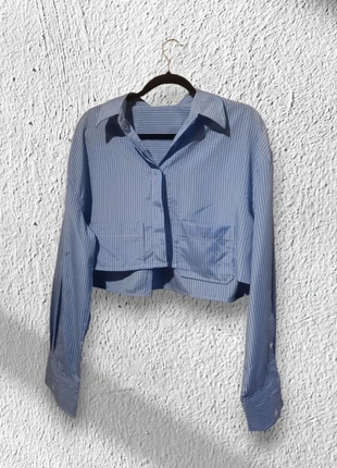 Chemise crop rayée bleue satinée L neuve, brand: dressing kaciope, condizioni: Ottime, taglia: L / IT 44 / EU 40, €12.00, €13.30 include la Protezione acquisti