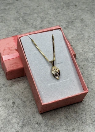 Elegant “Leaves of Hope” Golden-Tone Leaf Pendant Necklace - Gift Box Included, brand: Elegant, condition: Very good, €9.00, €10.15 includes Buyer Protection