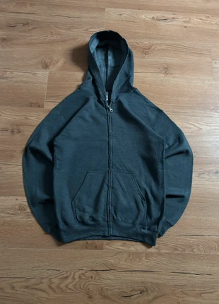 Sweat à capuche zippé vintage gildan gris anthracite taille S, marque: Gildan, état: Très bon état, taille: S, 25,00 €, 26,95 € Protection acheteurs (Pro) incluse