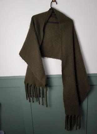 Warme sjaal - maat Universeel, merk: merkloos, staat: Goed, € 3,50, € 4,38 inclusief Kopersbescherming Pro