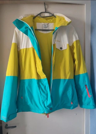 Veste ski Wedze pour l’hiver / bleu + vert + blanc, brand: Wed'ze, condition: Very good, size: XS, €15.00, €16.45 includes Buyer Protection