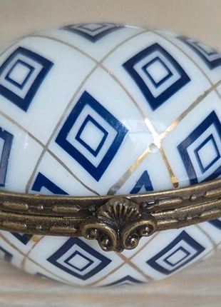 Pilulier, boite porcelaine - Joli décor losange - Collection, brand: Collection, condition: Very good, €5.00, €5.95 includes Buyer Protection