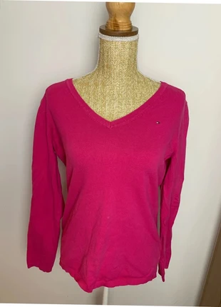 Pull Col en V tommy Hilfiger Rose - taille L Femme, brand: Tommy Hilfiger, condition: Very good, size: L / 40 / 12, €15.00, €16.45 includes Buyer Protection Pro