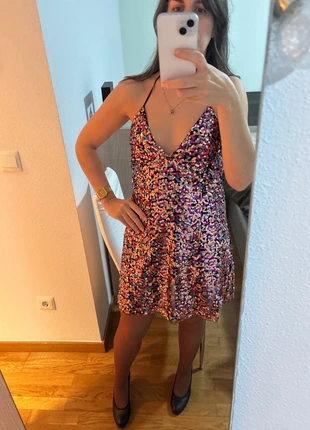 Stradivarius Sequin Halter Dress, Size M, brand: Stradivarius, condizioni: Ottime, taglia: M / IT 42 / EU 38, €14.99, €16.44 include la Protezione acquisti