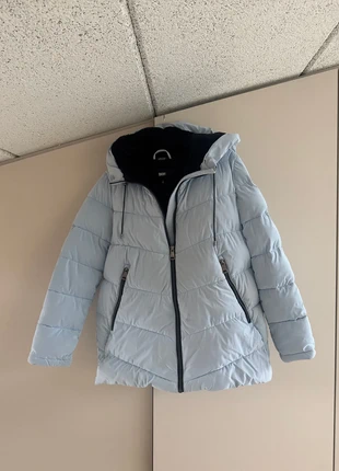 DKNY wintercoat in light blue, marque: DKNY, état: Bon état, taille: M / 38 / 10, 19,00 €, 20,65 € Protection acheteurs incluse