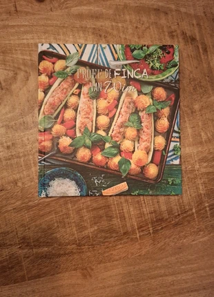 Kookboek aviko, merk: aviko, staat: Nieuw zonder prijskaartje, € 2,00, € 2,80 inclusief Kopersbescherming