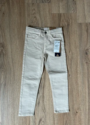 Jean kiabi, marque: Kiabi, état: Neuf avec étiquette, taille: 5 ans / 110 cm, 4,00 €, 4,90 € Protection acheteurs incluse