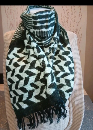 Echarpe femme Mohair, soie et laine, merk: sans marque, staat: Nieuw zonder prijskaartje, € 5,00, € 5,95 inclusief Kopersbescherming Pro