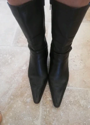 Bottes mi-hautes cuir chocolat bon état, marque: Vintage Dressing, état: Très bon état, taille: 39, 15,00 €, 16,45 € Protection acheteurs incluse