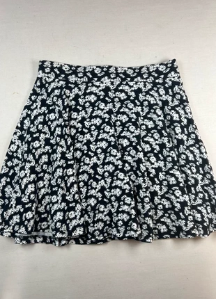 Jupe à fleurs, brand: Kiabi, condition: Very good, size: 16 years / 176 cm, €2.00, €2.80 includes Buyer Protection Pro