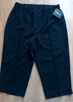 Pantacourt, marque: Atelier, état: Neuf avec étiquette, taille: Taille unique, 10,00 €, 11,20 € Protection acheteurs incluse