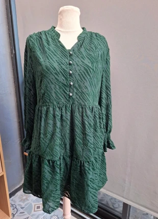 💚Élégance en vert Shein la robe qui sublime chaque silhouette, brand: Shein, condition: New without tags, size: M / 38 / 10, €26.00, €28.00 includes Buyer Protection