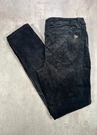 Pantalon Vintage En Velours Côtelé / Corduroy Roots noir texture droite taille 30, brand: Vintage Dressing, condizioni: Ottime, taglia: XXL / IT 48 / EU 44, €9.00, €10.15 include la Protezione acquisti Pro
