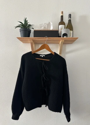 Cardigan noir, marca: Bizzbee, estado: Muito bom, tamanho: M / 38 / 10, €10.00, €11.20 inclui Proteção do Comprador