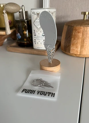 Punk Youth Tapered Chic Earrings, merk: Punk Youth, staat: Nieuw zonder prijskaartje, € 15,95, € 17,45 inclusief Kopersbescherming