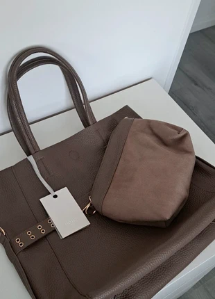 Ensemble grand sac + pochette bandoulière, condition: New with tags, €10.00, €11.20 includes Buyer Protection