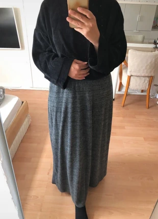 Jupe cotellée hiver, staat: Nieuw zonder prijskaartje, maat: Universele maat, € 6,99, € 8,04 inclusief Kopersbescherming