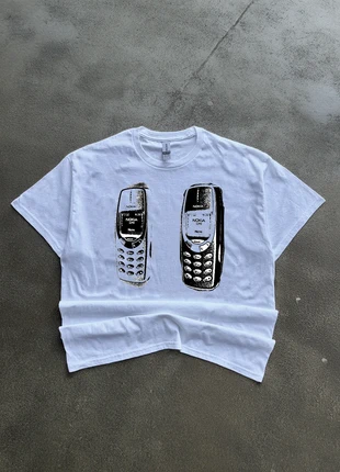 T-shirt vintage graphic tee boxy nokia, marque: Graphic Tee, état: Très bon état, taille: M, 9,99 €, 11,19 € Protection acheteurs (Pro) incluse