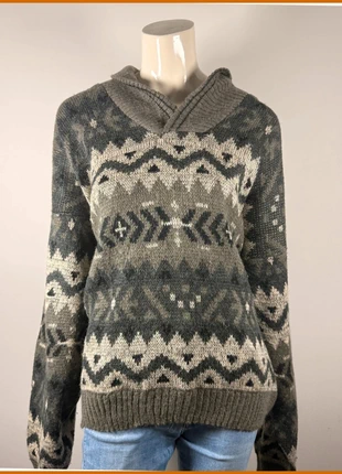 Grey Aztec knit hoodie for women, cozy winter style, brand: Vintage Dressing, condition: Very good, size: XL / 42 / 14, €22.90, €24.75 includes Buyer Protection