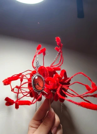 Gothic red necklace, marque: Killstar, état: Neuf sans étiquette, 13,00 €, 14,35 € Protection acheteurs incluse