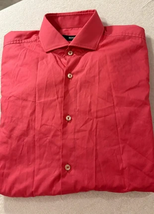 Chemise hugo boss slim fit rose fushia taille S, marke: Hugo Boss, zustand: Sehr gut, größe: S, 15,00 €, 16,45 € inklusive Vinted-Käuferschutz