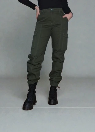 Pantalon cargo kaki bouffant poches militaire streetwear automne hiver, marque: Amy & Ivy, état: Très bon état, taille: S / 36 / 8, 6,00 €, 7,00 € Protection acheteurs incluse