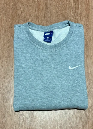 Pull Nike sans capuche gris solo swoosh blanc taille M, marque: Nike, état: Très bon état, taille: M, 15,00 €, 16,45 € Protection acheteurs incluse