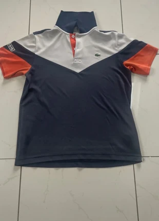 Polo Lacoste ( prix à proposer ), brand: Lacoste, condizioni: Discrete, taglia: 14 anni / 164 cm, €1.00, €1.75 include la Protezione acquisti