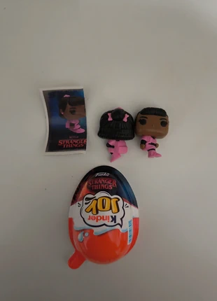 Kinder joy Funko pop stranger things erica, marque: Kinder, état: Neuf sans étiquette, taille: 3 ans / 98 cm, 1,00 €, 1,75 € Protection acheteurs incluse