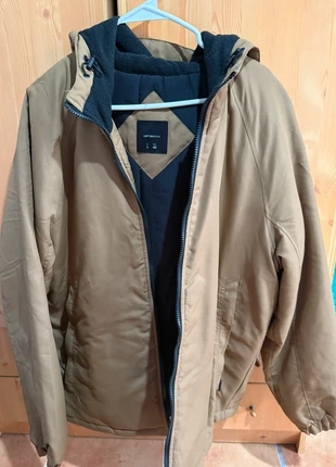 Abrigo marrón Lefties Hombre, marque: Lefties, état: Très bon état, taille: L, 5,00 €, 5,95 € Protection acheteurs incluse