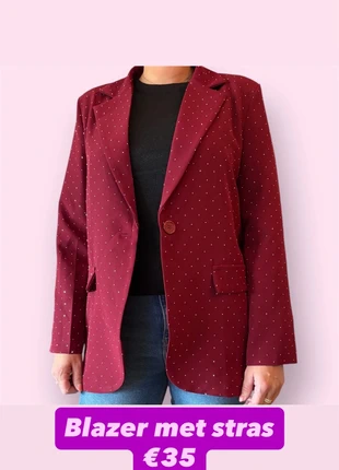 Leuke blazer met strassteentjes, merk: geen merk, staat: Nieuw met prijskaartje, maat: Universele maat, € 35,00, € 37,45 inclusief Kopersbescherming