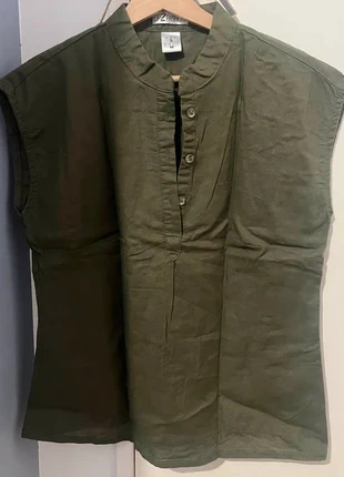 up2fashion haut sans manches couleur vert kaki taille M, merk: UP2FASHION, staat: Nieuw zonder prijskaartje, maat: M / 38 / 10, € 2,00, € 2,80 inclusief Kopersbescherming