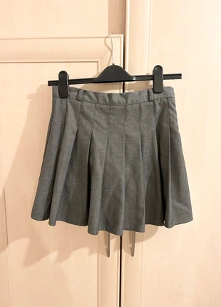 Cute grey pleated mini skirt in size XS / UK 6 🤍, brand: The Unbranded Brand, condition: Very good, size: XS / UK 4-6, £5.00, £5.95 includes Buyer Protection